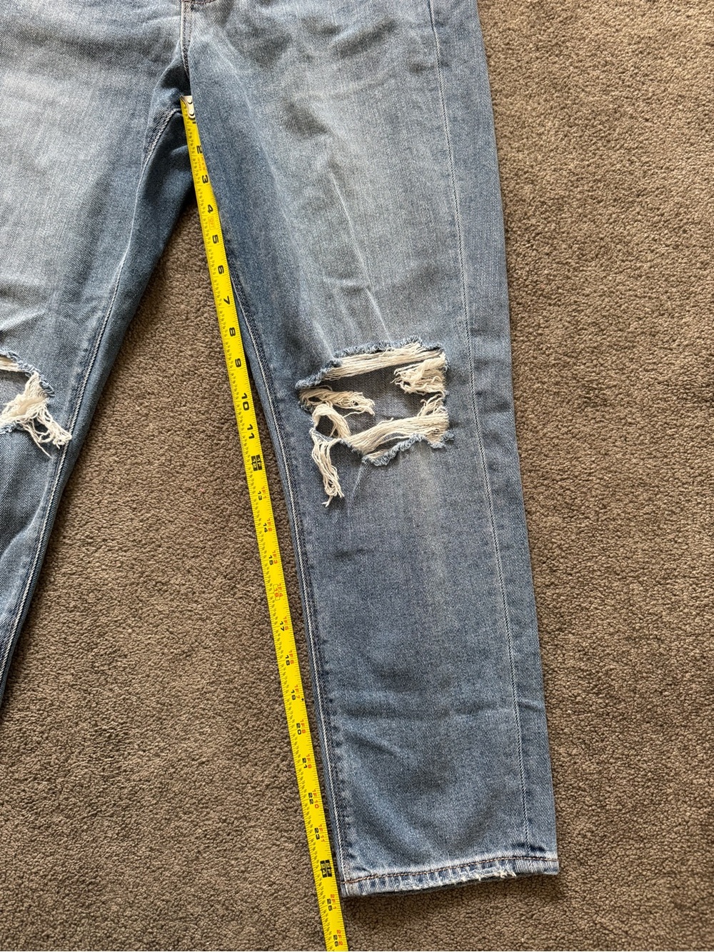AE Ripped Mom Jeans - Picture 14 of 15